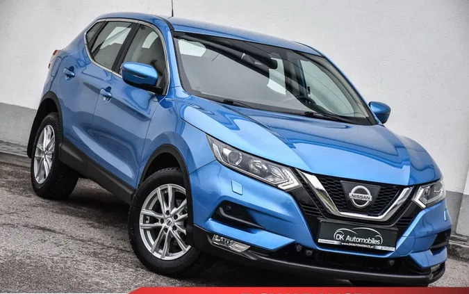 samochody osobowe Nissan Qashqai cena 66912 przebieg: 167000, rok produkcji 2018 z Choszczno